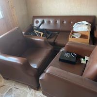 Divano letto in pelle