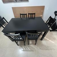 Tavolo allungabile+ 5 sedie 