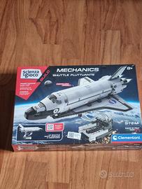 shuttle fluttuante lego