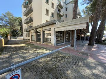 BOX A COMACCHIO