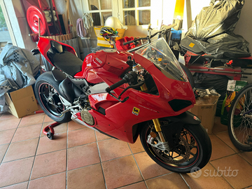 Ducati Panigale v4s