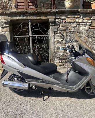Suzuki Burgman 400 – 2003 – 30.858
