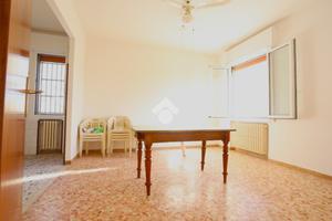 4 LOCALI A CALDERARA DI RENO