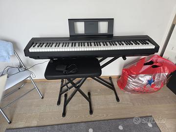 Pianoforte Yamaha p45 ancora in garanzia
