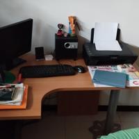 Scrivanie/tavolo PC