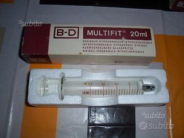 Siringa b-d in vetro 20 cc ipodermica