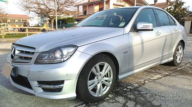 MERCEDES Classe C (W/S204) - 2011