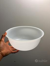 Ciotola di plastica