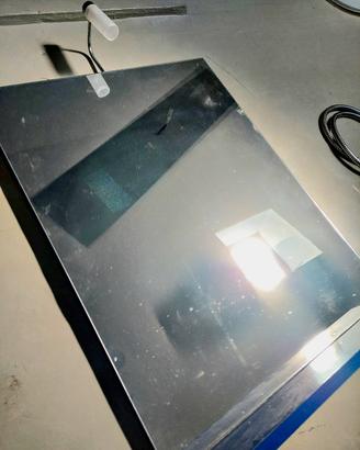 Specchio Bagno Con Illuminazione E Mensola