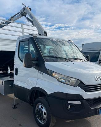 IVECO DAILY 35 C 12 RIBALTABILE CON GRU PESCI