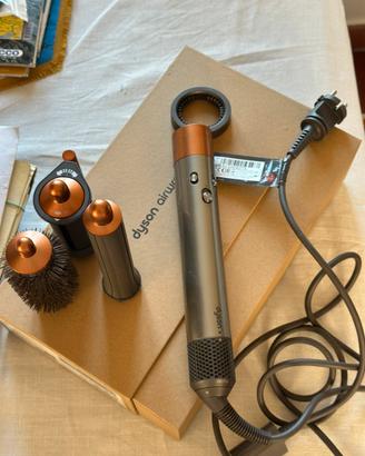 Dyson Airwrap Origin styler  capelli