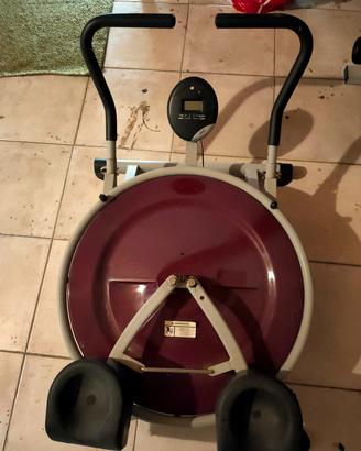 Attrezzo per addominali 