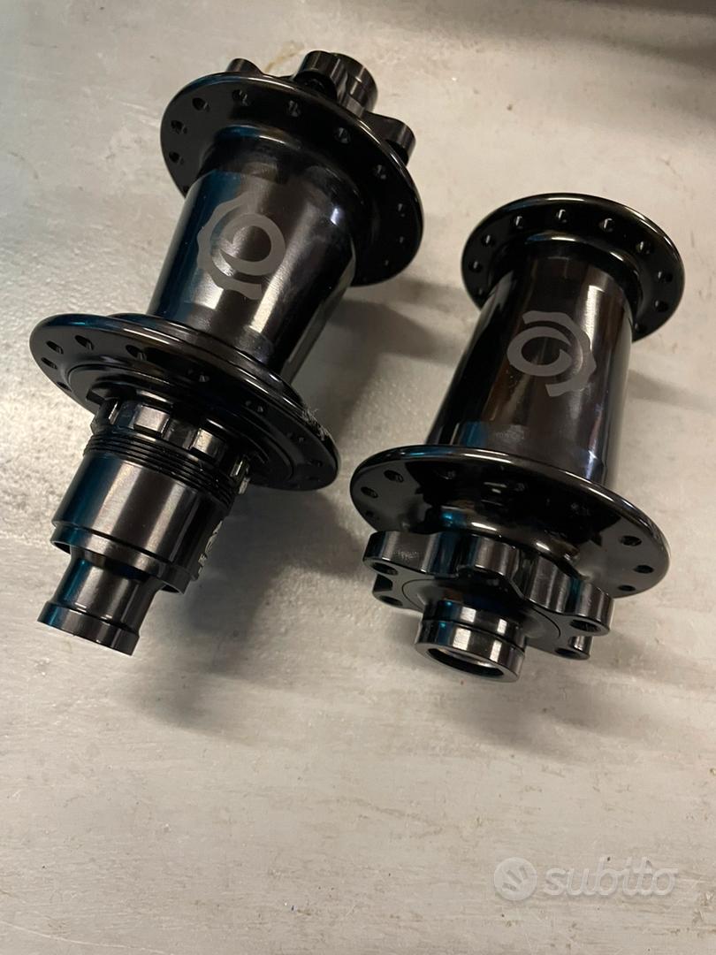 Coppia Mozzi Hydra1 industry nine NUOVI - Biciclette In vendita a