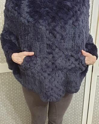 Poncho in Rabbit Viola