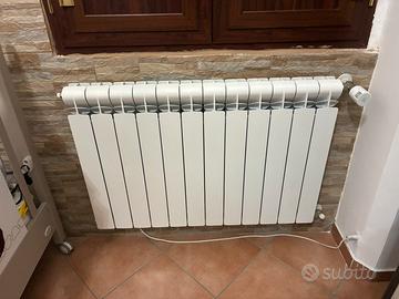 Termosifoni + valvole termostatiche + raccordo var