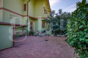 Villetta quadrifamiliare Guidonia Montecelio