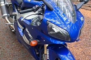 Yamaha R1 1999 ASI + ricambi 