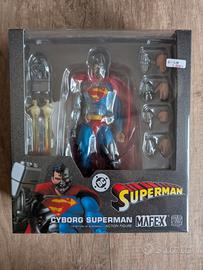 Action figure Superman Cyborg Mafex NUOVO