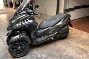 Tricity 300 - 23000km