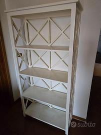 Libreria in legno laccata bianca opaca