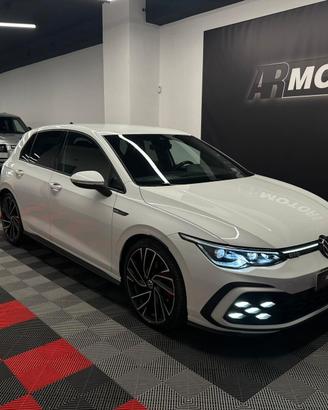 Volkswagen Golf 2.0 GTD DSG