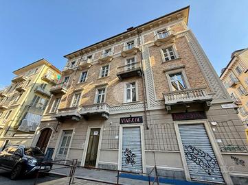 MONOLOCALE A TORINO