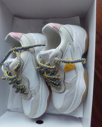 Sneakers Guess tg 36 come nuove 