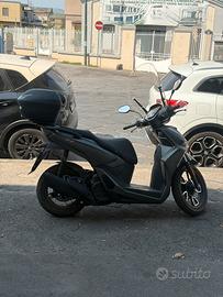 Voge sr16. 200