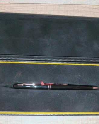 Penna Dunhill in perfette condizioni con accessori