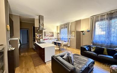 TRILOCALE RISTRUTTURATO AMPIA METRATURA!!!