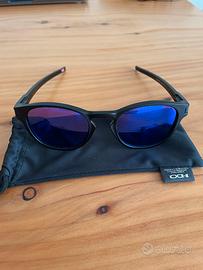 Occhiali da sole Oakley Latch