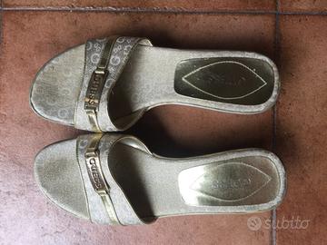 Zoccoli Guess originali dorati usati