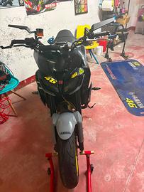 YAMAHA MT 09