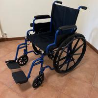 Sedia a rotelle pieghevole leggera