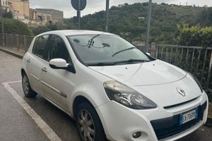 Renault Clio 2010/ 1.2 benzina-GLP