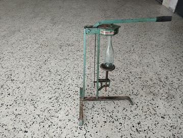 tappatrice a colonna per bottiglie "Mondial"  