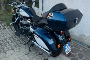 Royal Enfield Super Meteor 650 celestial blue