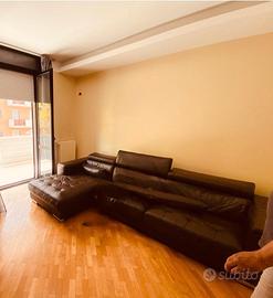 Camera da letto e divano