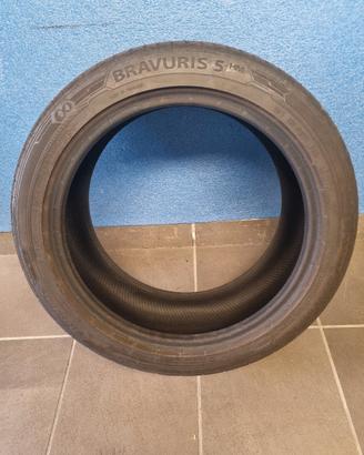 Gomma Bravuris 5 225/45 R17 Y XL