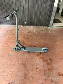 Segway Ninebot eKickScooter Zing E10