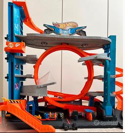 Hot wheels ultimate garage squalo