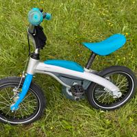 Bici BMW Kids 2 in 1 – Senza pedali e con pedali