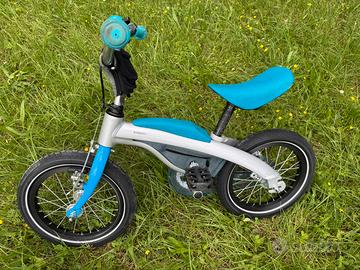 Bici BMW Kids 2 in 1 – Senza pedali e con pedali