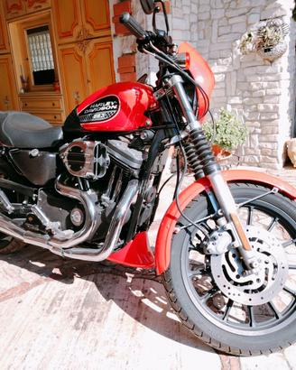 Harley Davidson 883R