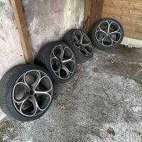Cerchi OZ per Alfa diametro 18