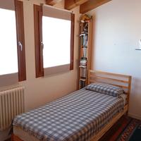 LETTO IN LEGNO DI PINO IKEA COMPRESO DI MATERASSO 