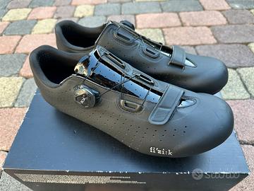 Scarpe da bici Fizik Tempo R5 Overcurve nero