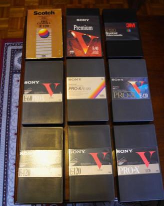 9 videocassette vhs professional , varie misure