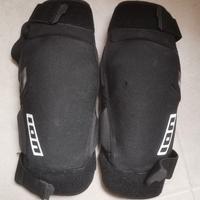 Ginocchiere MTB marca ION