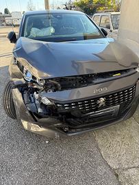 Peugeot 208 1.2 benzina 100cv - 2023-INCIDENTATA